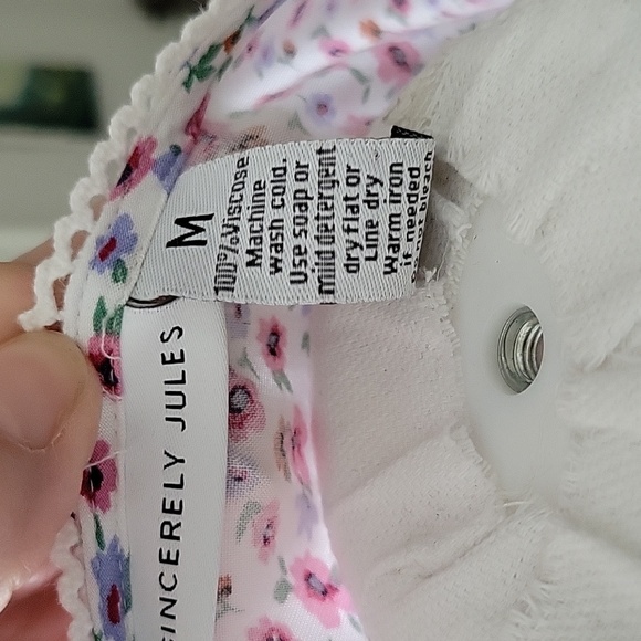 Springy Dress - Picture 5 of 5